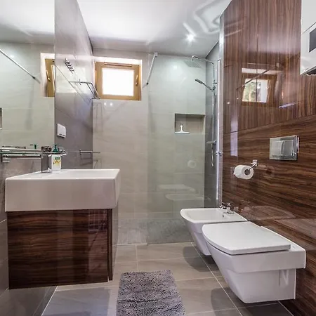 Arkadia Mare Łukęcin